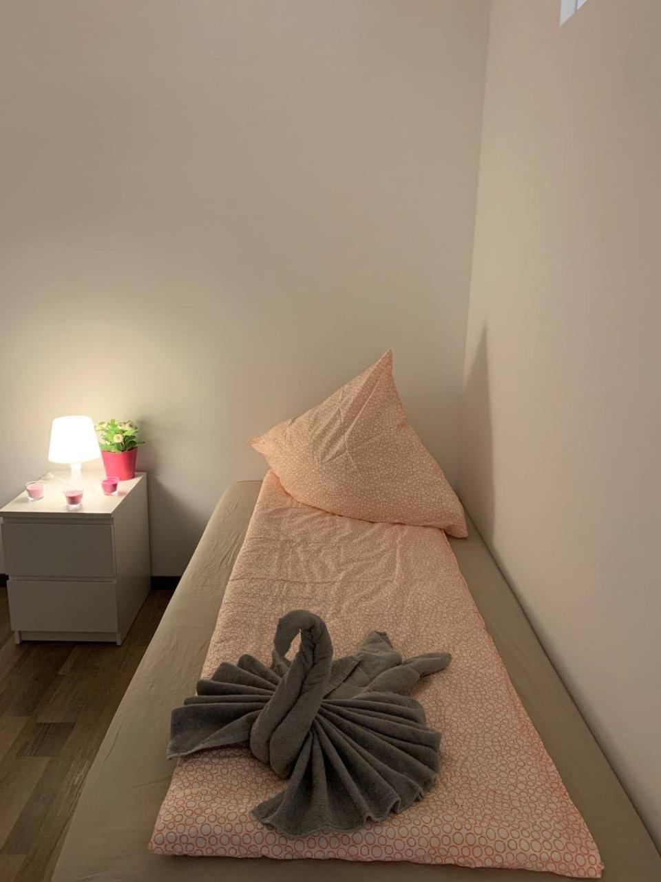 Central Private Rooms In Popular Neighborhood! Köln Exterior foto